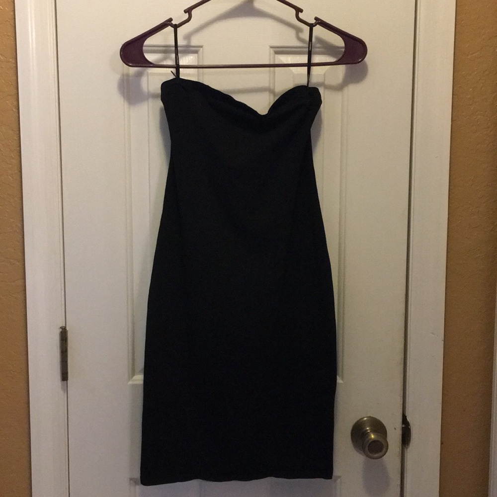 Black Body Con Dress!